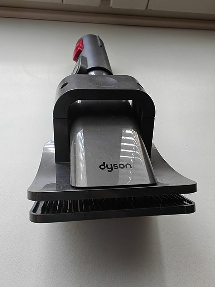 Dyson-imuriin lemmikin turkkiharja