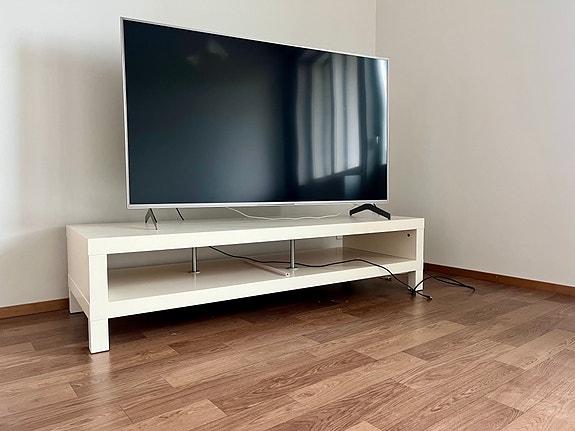 Valkoinen Lack TV-taso 150 cm