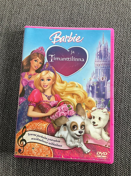 Barbie ja Timanttilinna DVD