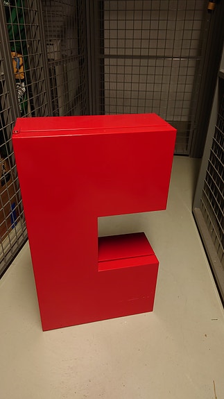 Seinäkaappi