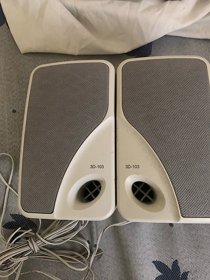 LG 3D-100 tietokonekaiuttimet valkoinen