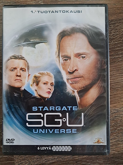 Stargate universe - kausi 1