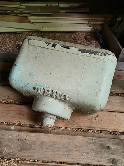 Teho WC:n vesisäiliö, RETRO