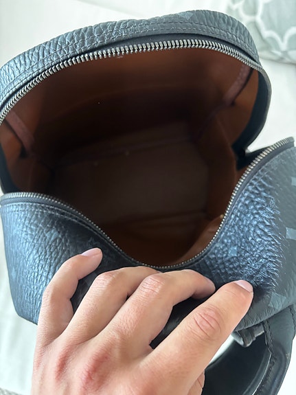 Mcm  aito nahka reppu unisex, musta