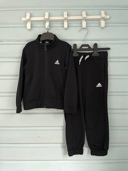 Adidas verkkapuku