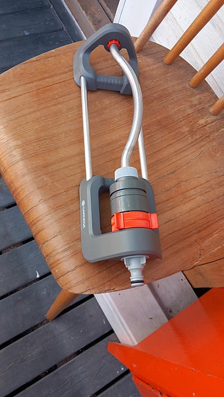 Gardena kastelija puutarhaan