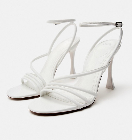 Zara valkoiset sandaalit koko 39
