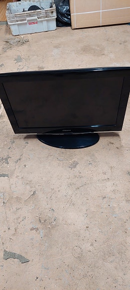 Samsung televisio ja DVD-tallennin HDMI