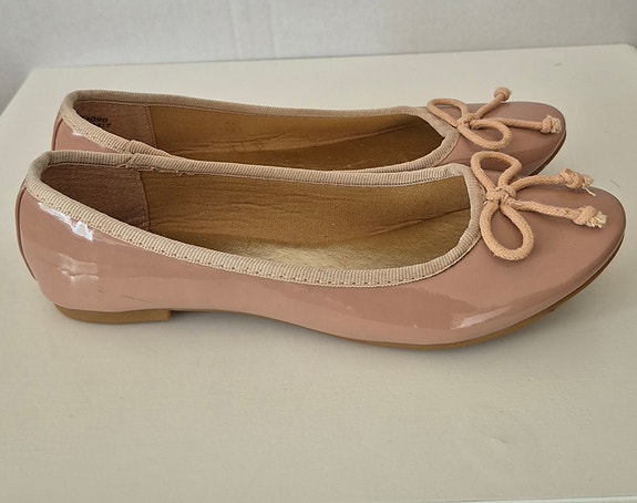 Ballerinat 37
