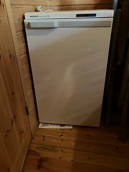 Pieni kaappipakastin