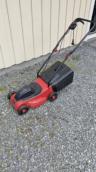 Hurricane sähköruohonleikkuri punainen