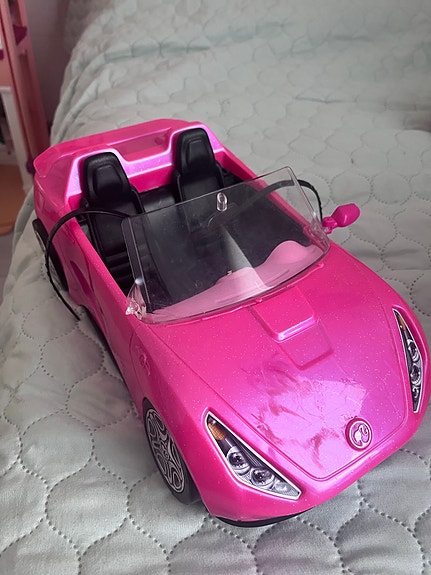 Barbie avoauto