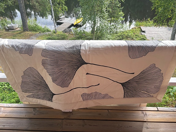 Marimekko päiväpeitto iso lehtikuvio Gingko