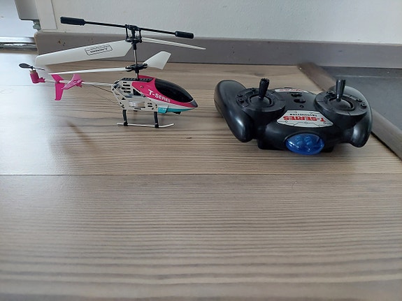 T-Series T-38 kauko-ohjattava pienois helikopteri