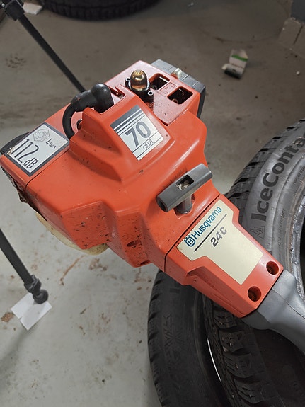 Husqvarna 24C ruohotrimmeri