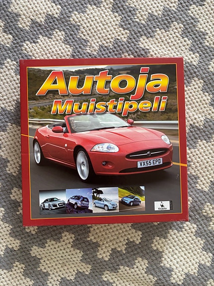 Autoja -muistipeli