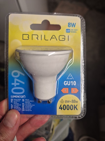20 kpl uusi Brilagi GU10 LED-lamppu 8W 4000K