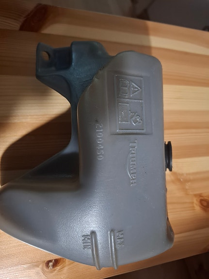 Paisuntasäiliö Triumph