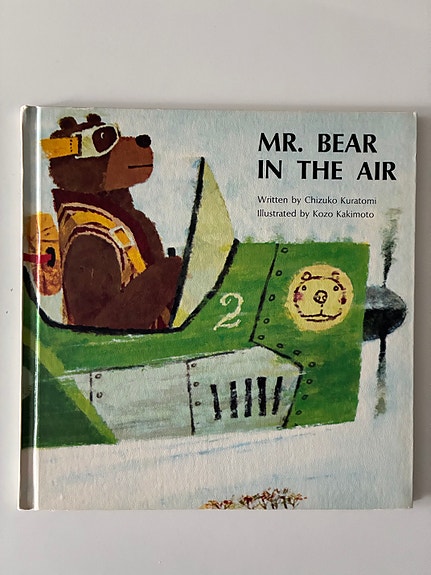 Kirja/ Book: Mr. Bear in the Air
