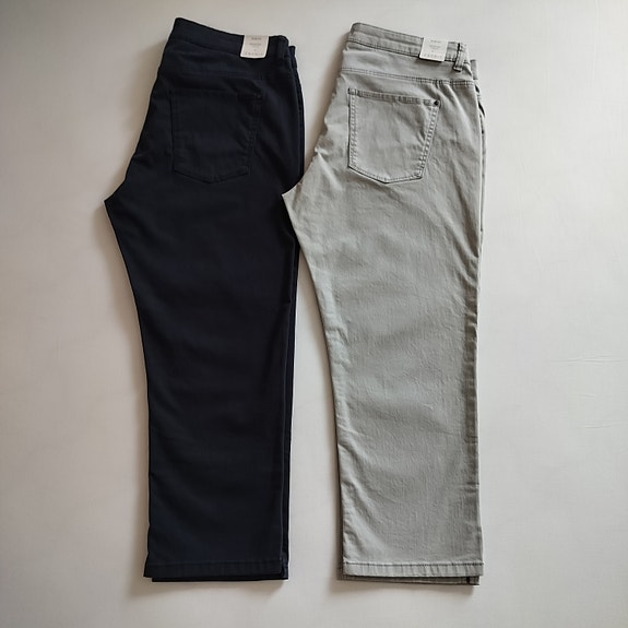Esprit Slim Fit caprit 2kpl, koko 44/L22