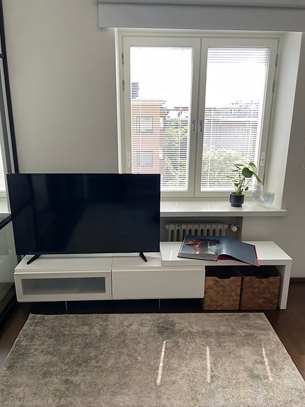 Muuramen upea tv-taso lisätasolla