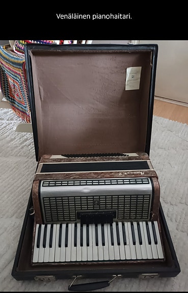 Piano harmonikka