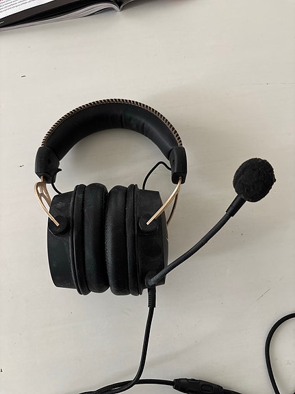 HyperX kuulokemikrofoni musta
