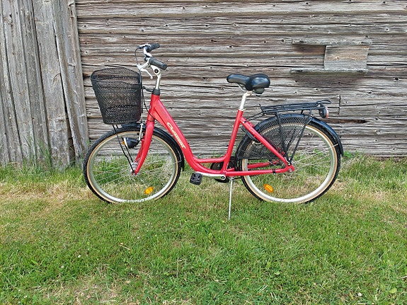 Crecent city matalarunkoinen pyörä