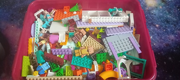pikku legoja