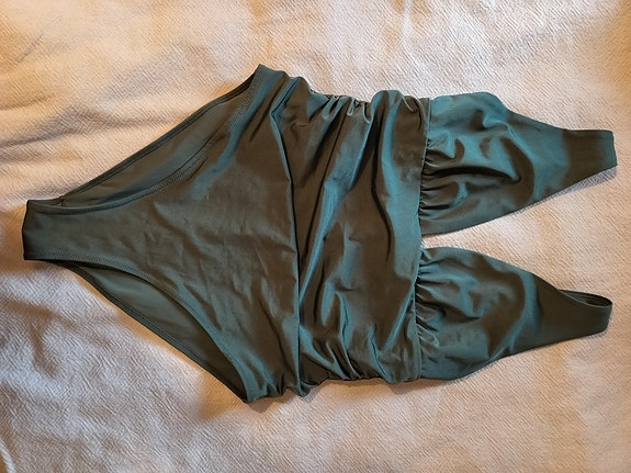 H&M shaping uimapuku koko 42