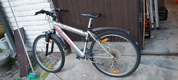 Kuwahara eturengas tyhjä
