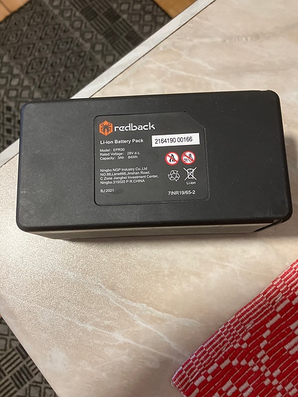 Redback robottileikkurin akku