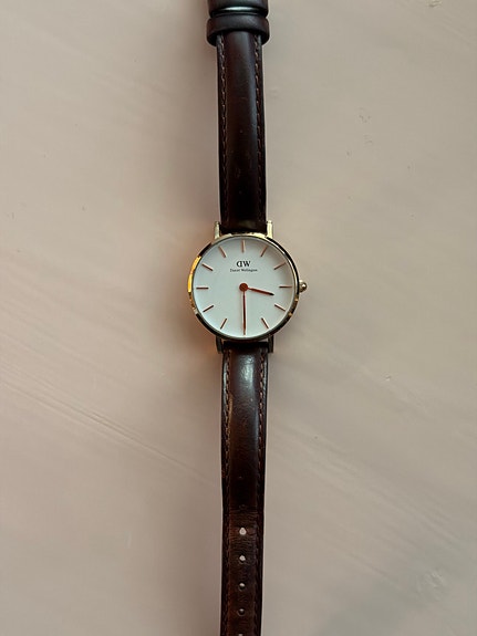 Daniel Wellington rannekello nahkaranneke naiset