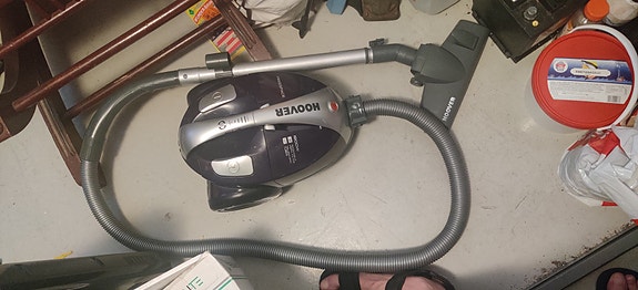 Pölynimuri Hoover 1800W