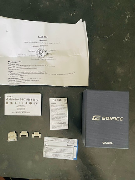Casio Edifice rannekkeen lisäpaloja