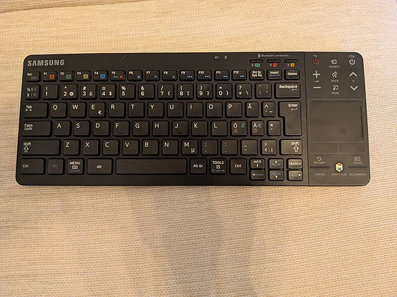 Samsung Smart Keyboard Trio 500 langaton näppäimistö – Helsinki