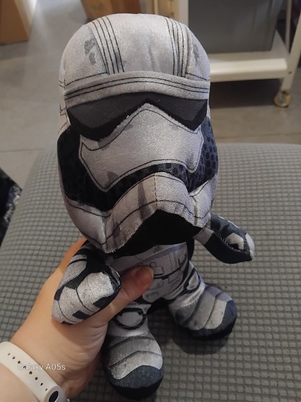 Myydään Star Wars pehmolelu hahmo 12e