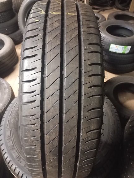 195/65R16C 104/102R Michelin Agilis 3 käytetyt