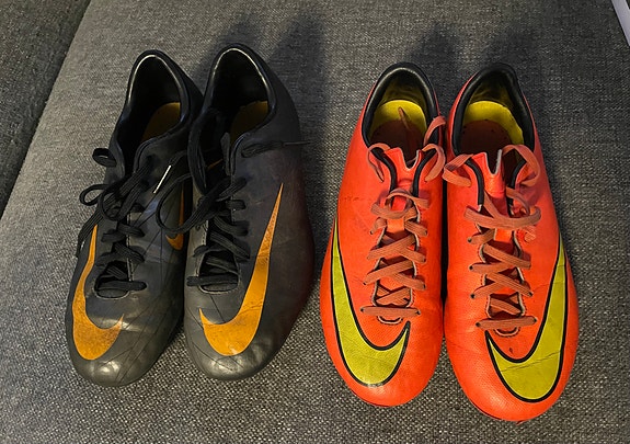 Jalkapallokengät Nike 36,5 ja 38
