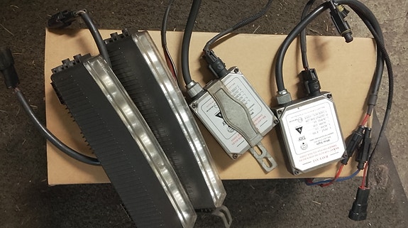 Chrysler, Chevrolet yms xenon ballastit ja LED-valopaneelit autoon