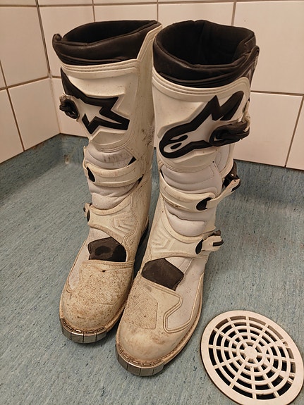 Alpinestars Tech 1 ajosaappaat koko 47 (oikeasti 45) valkoinen