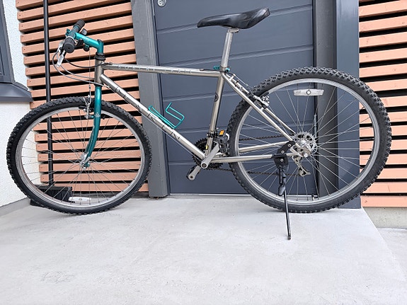 Marin Bobcat Trail maastopyörä