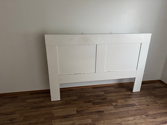 IKEA Brimnes valkoinen sängynpääty
