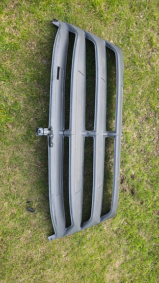 W115 Takalasin Ritilä