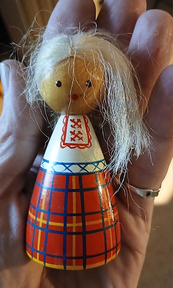 Neuvostoliitossa valmistettu puunukke