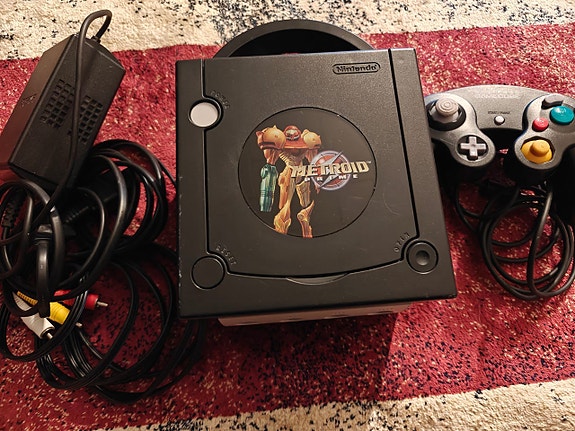 Gamecube pelikonsoli metroid edition