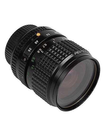 PENTAX SMC Pentax -A ZOOM 35-70 mm F4 -objektiivi