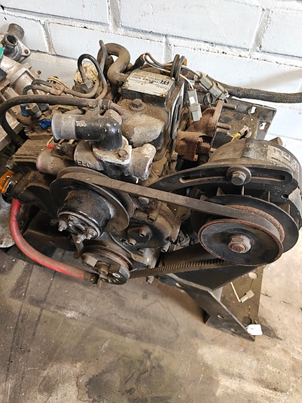 Yanmar tk2.49 moottori