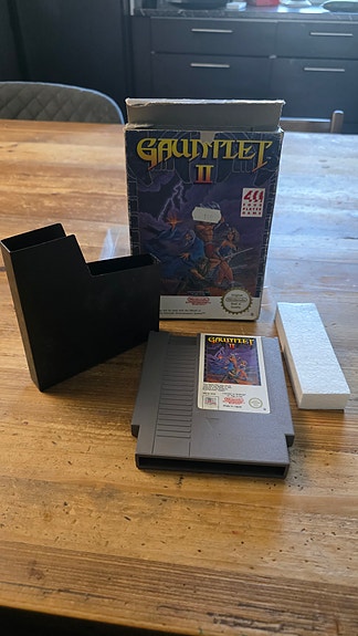 Nintendo Gauntlet II NES-peli