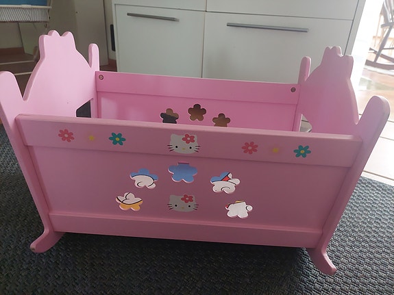 Hello Kitty nukensänky